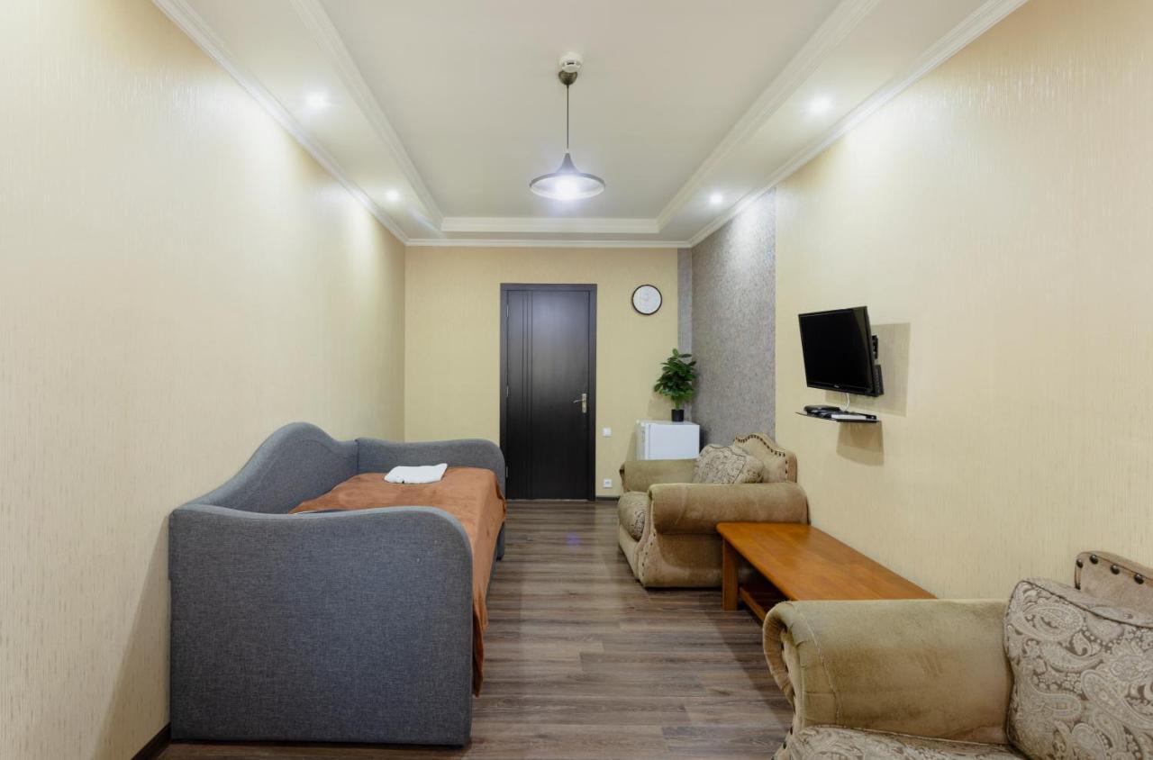 Marcos Hotel Tbilisi Eksteriør billede