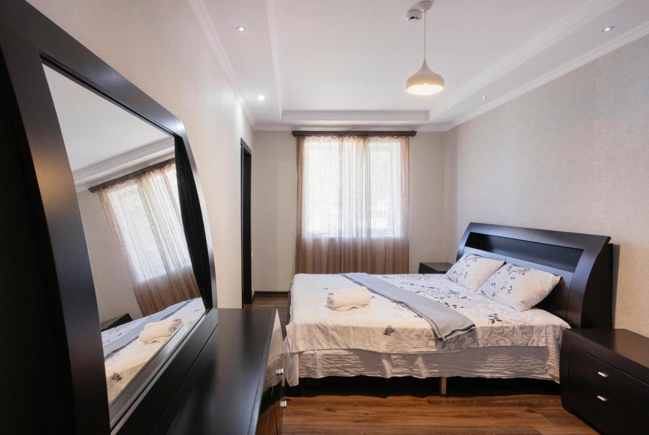 Marcos Hotel Tbilisi Eksteriør billede