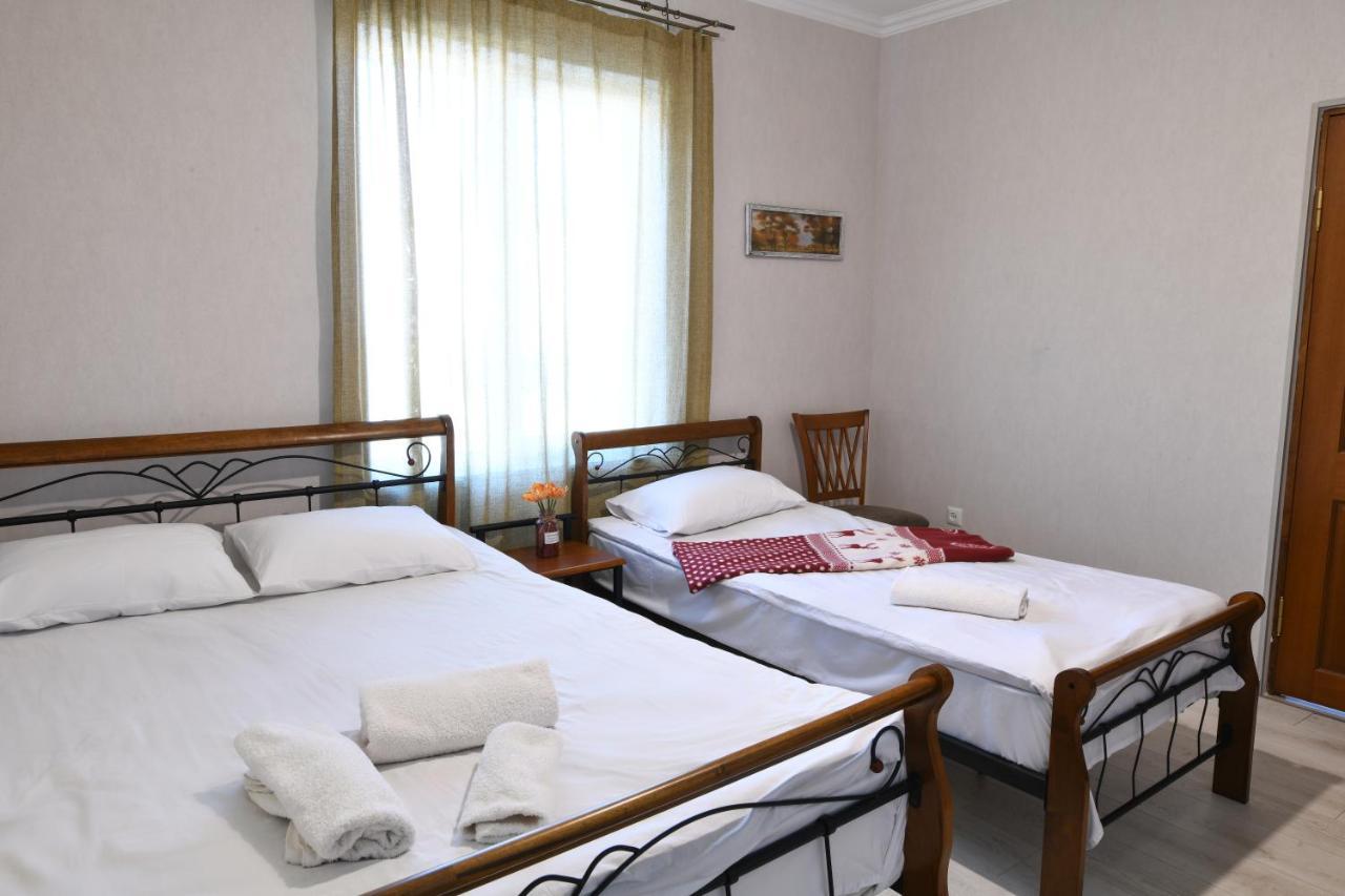 Marcos Hotel Tbilisi Eksteriør billede
